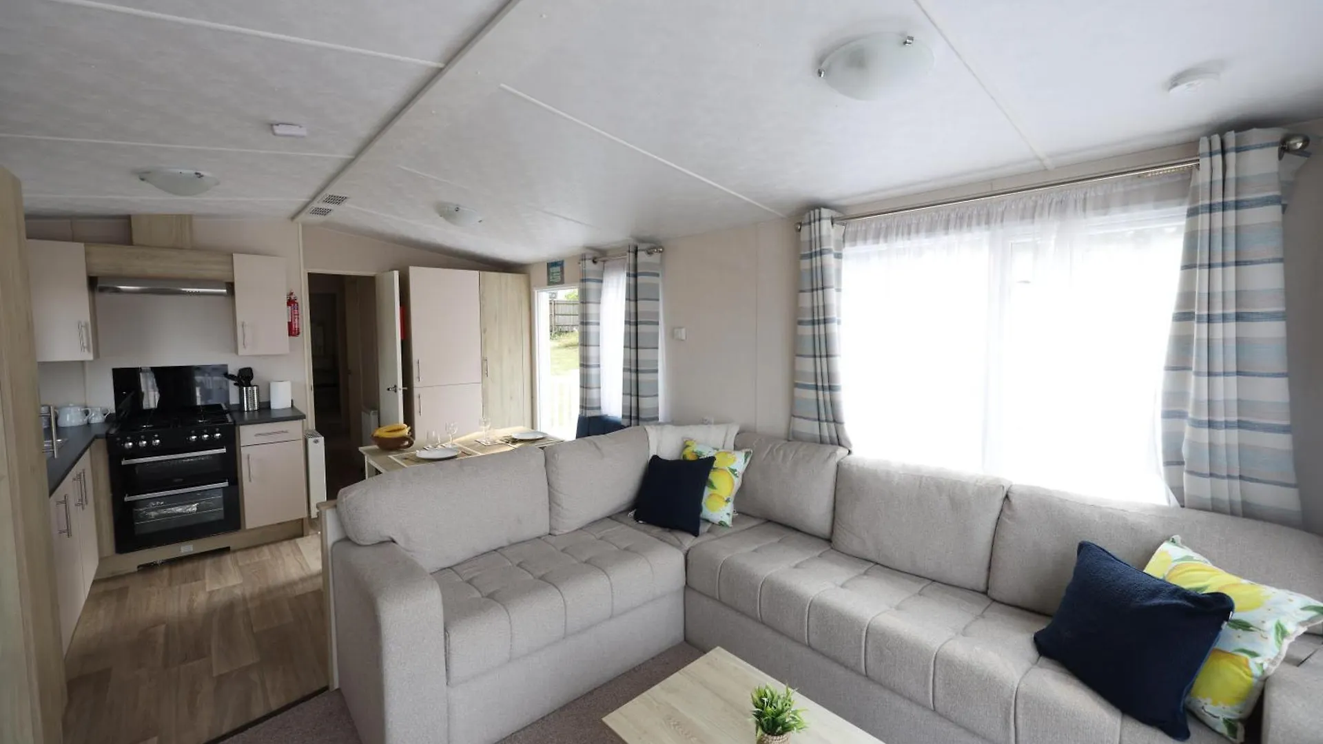 Bursledon Mercury Yacht Harbour And Holiday Park בריטניה