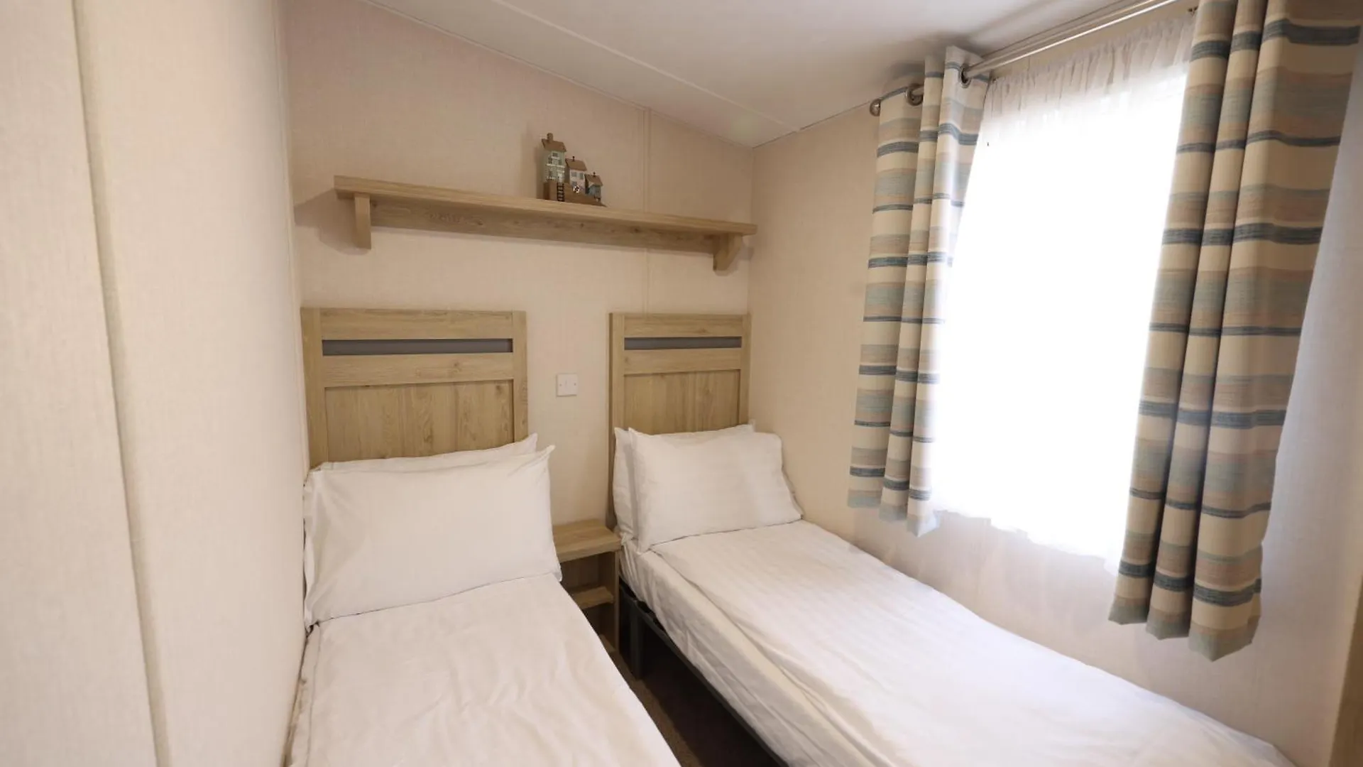 Bursledon Mercury Yacht Harbour And Holiday Park
