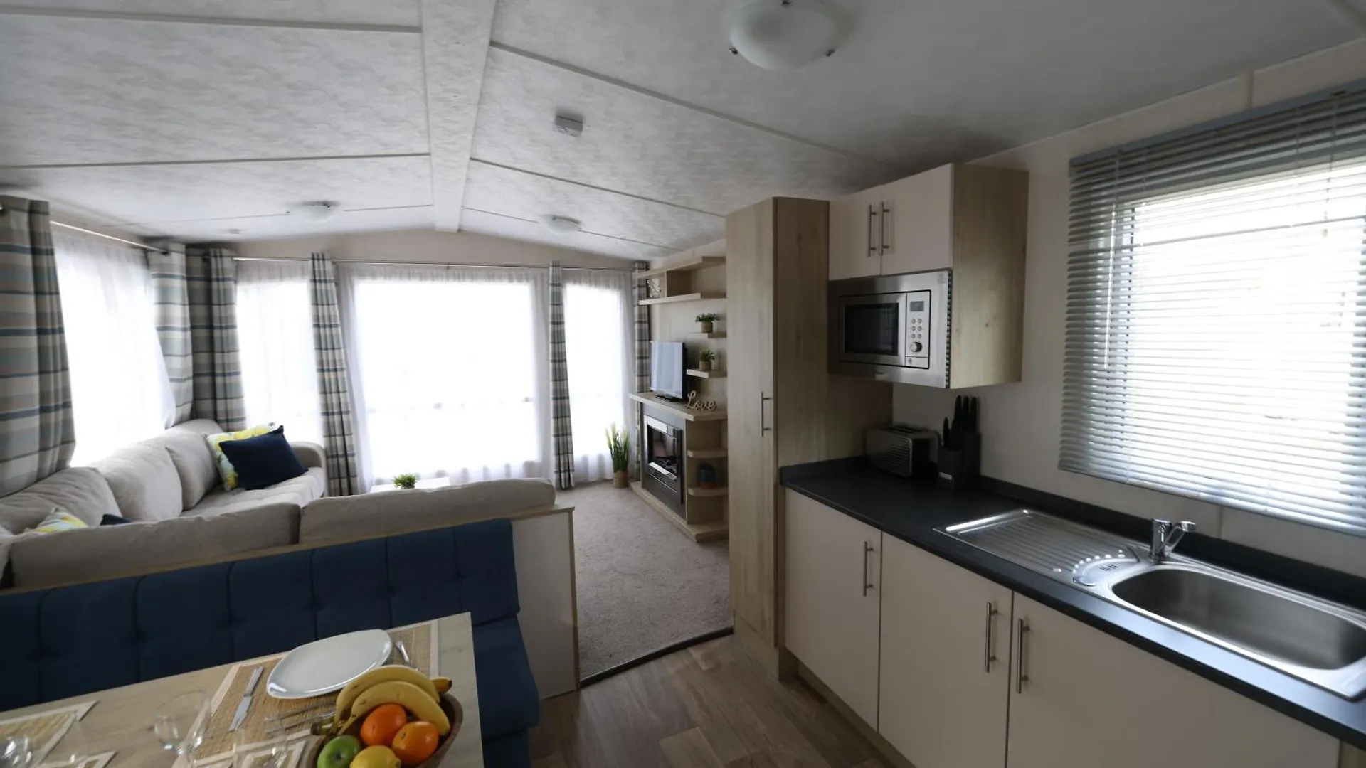 Mercury Yacht Harbour And Holiday Park Bursledon