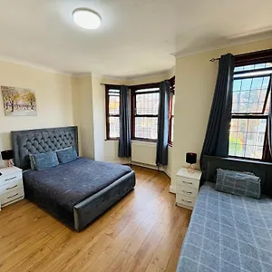  Guest house Desire United Kingdom