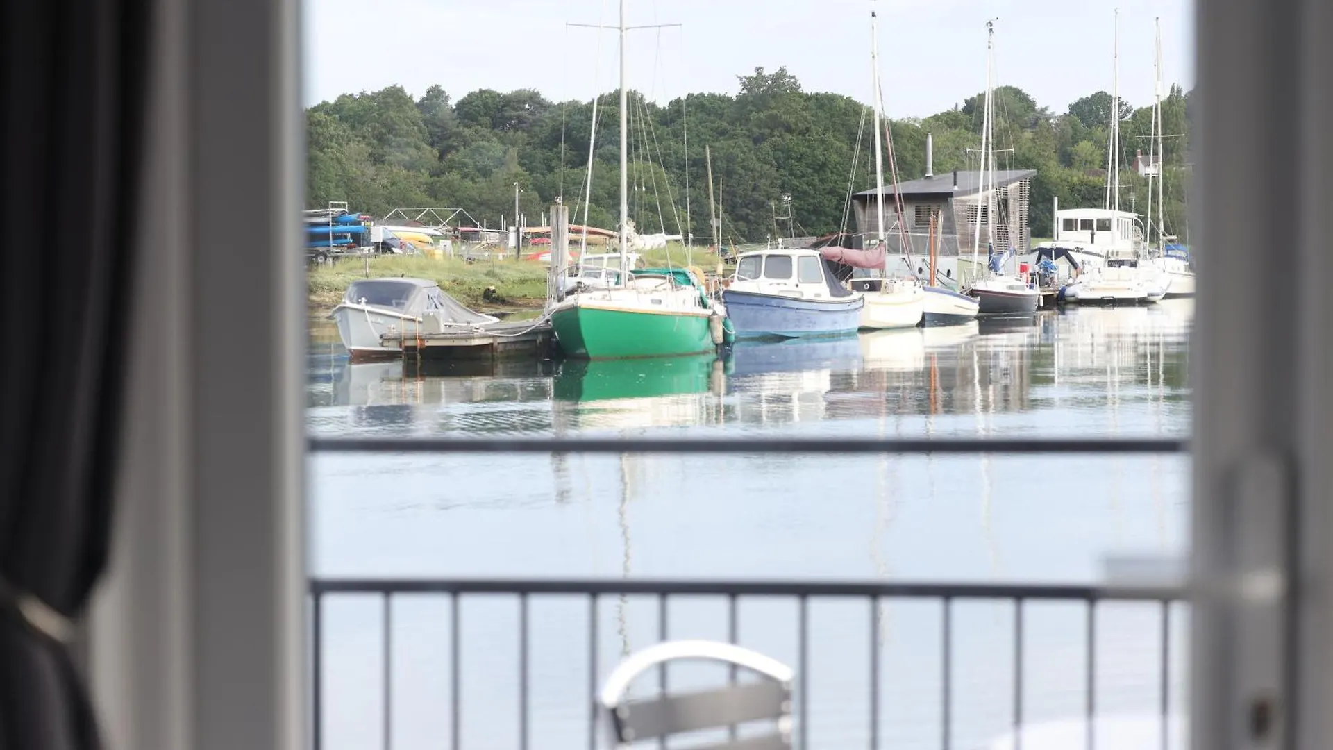 Mercury Yacht Harbour And Holiday Park Bursledon