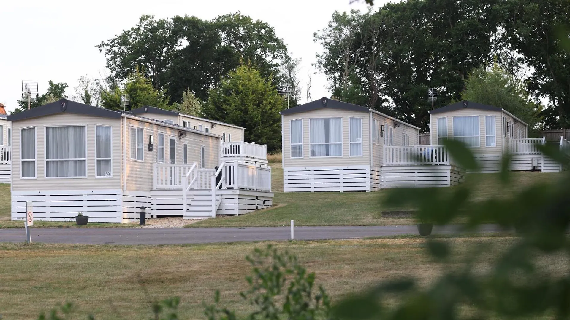Mercury Yacht Harbour And Holiday Park Bursledon